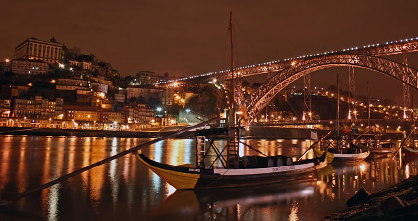 Ribeira, Porto - GREFIS Travel